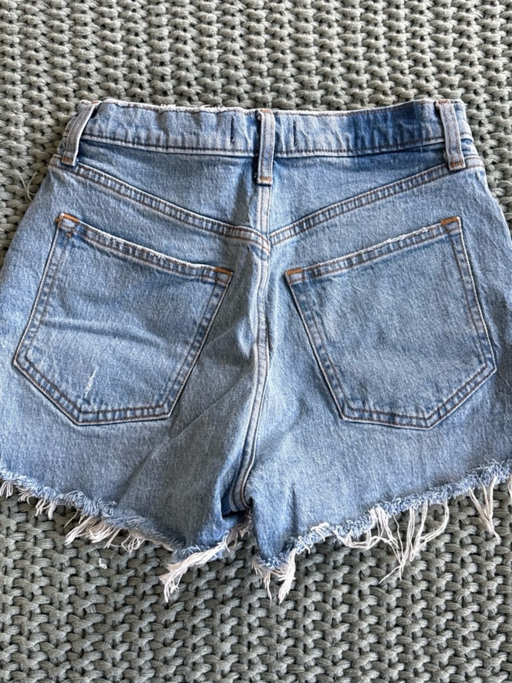 Abercrombie High Rise Mom Short